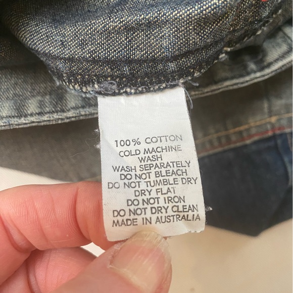 Vintage Mooks 2-toned denim skirt. Straight/A-line, mid-length, split at front. - Picture 5 of 9